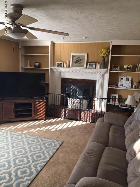Family Room / Fireplace