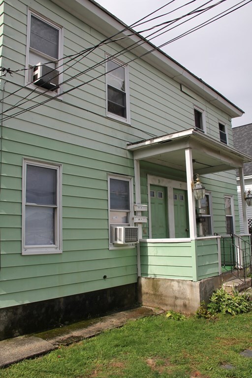 7 Pembroke St, Worcester, MA 01610 - photo 3