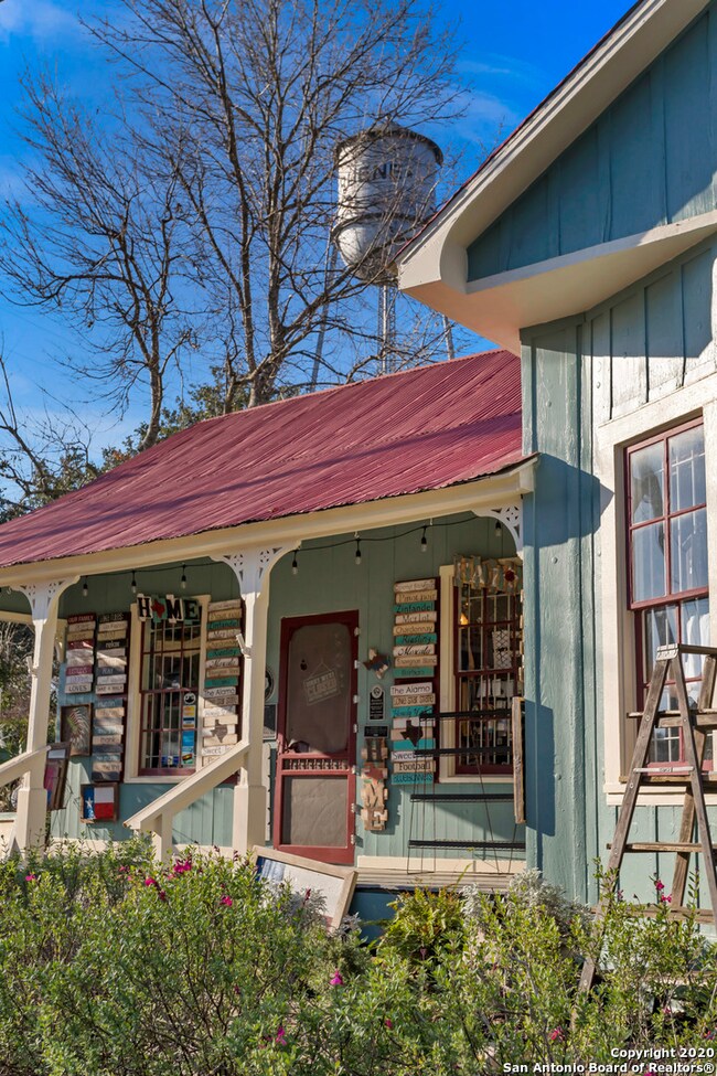 1344 Gruene Rd, New Braunfels, TX 78130 - photo 5