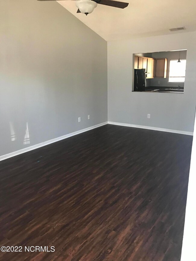 147 Brenda Dr, Jacksonville, NC 28546 - photo 4