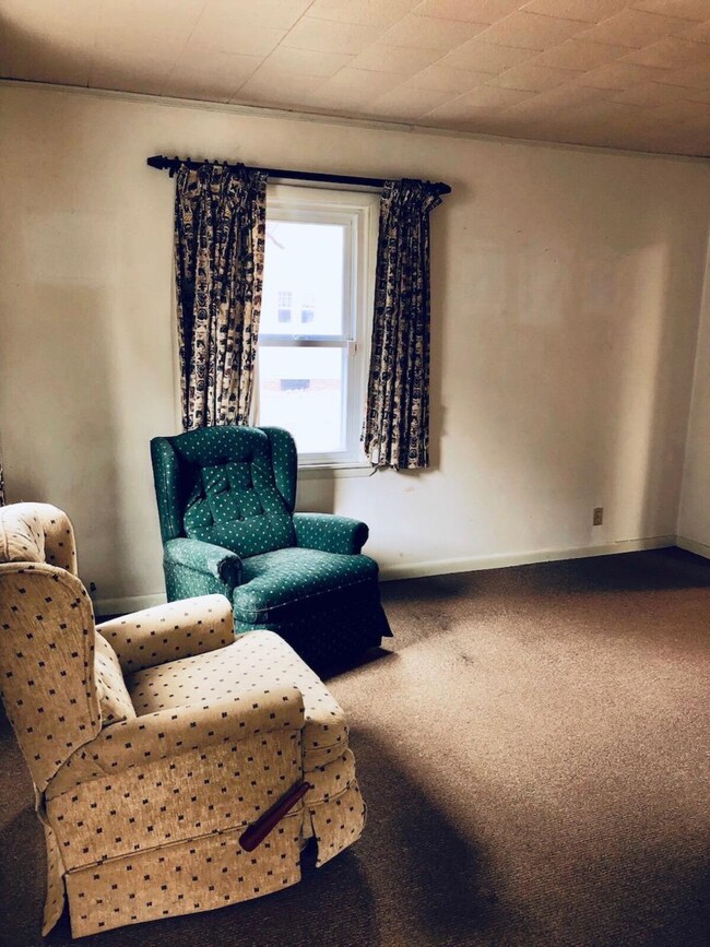 518 W Michigan St, New Carlisle, IN 46552 - photo 6