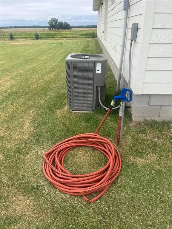 Details with central AC unit