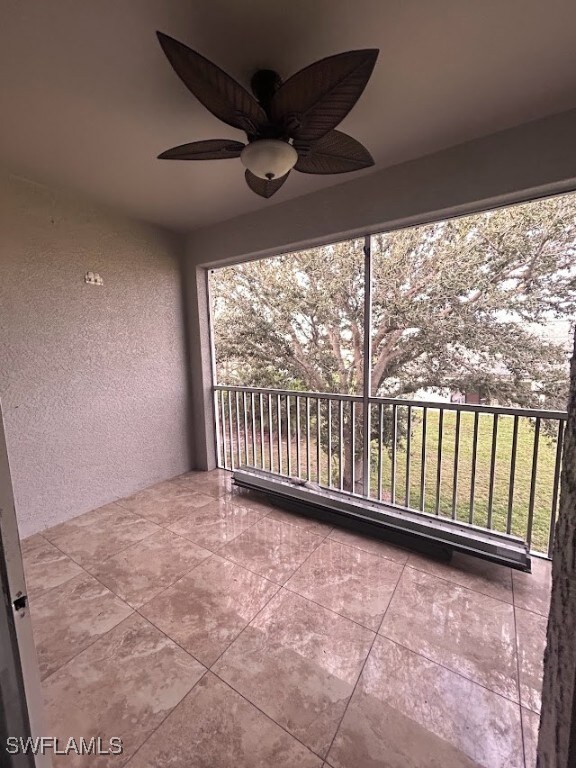 Balcony with ceiling fan