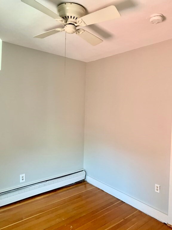 5 Daniels Street Ct unit 2, Salem, MA 01970 - photo 5