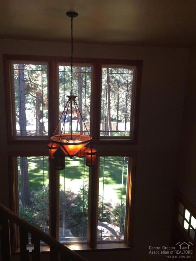 19590 E Campbell Rd, Bend, OR 97702 - photo 5