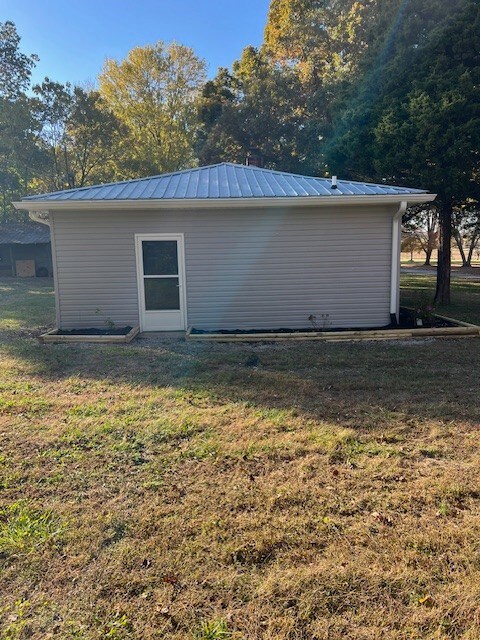 2621 Canady St, Nunnelly, TN 37137 - photo 4