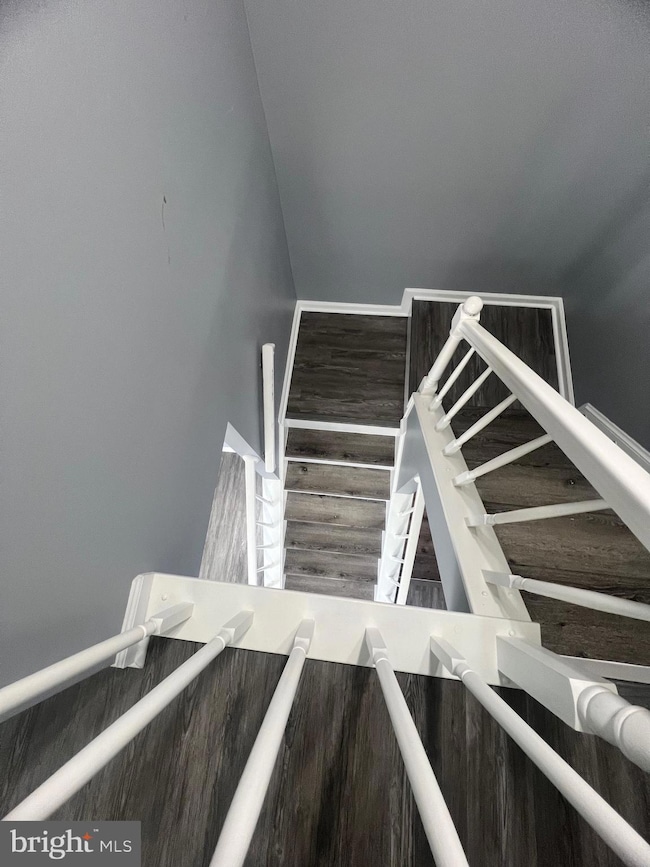 832 Smartts Ln NE, Leesburg, VA 20176 - photo 6