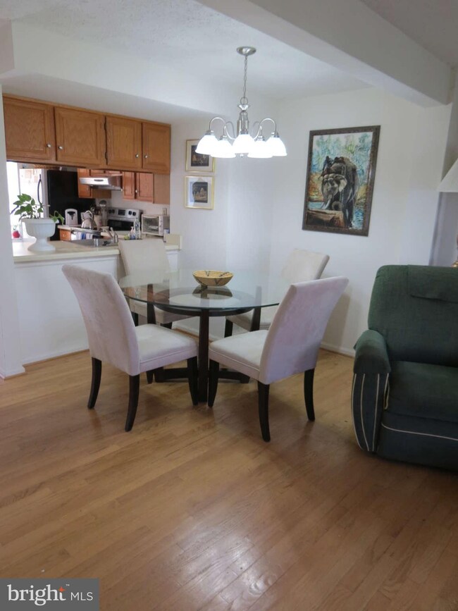 4246 Crosswood Dr, Burtonsville, MD 20866 - photo 6