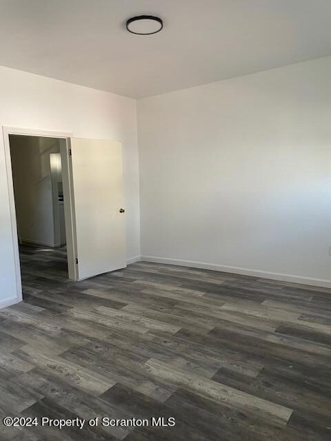 414 Brown Ct unit 1st Floor, Dunmore, PA 18512 - photo 4