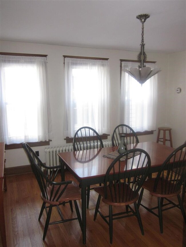 38 Rose Ct, Albany, NY 12209 - photo 4