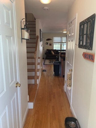 10 Flagg St unit 2, Woburn, MA 01801 - photo 3