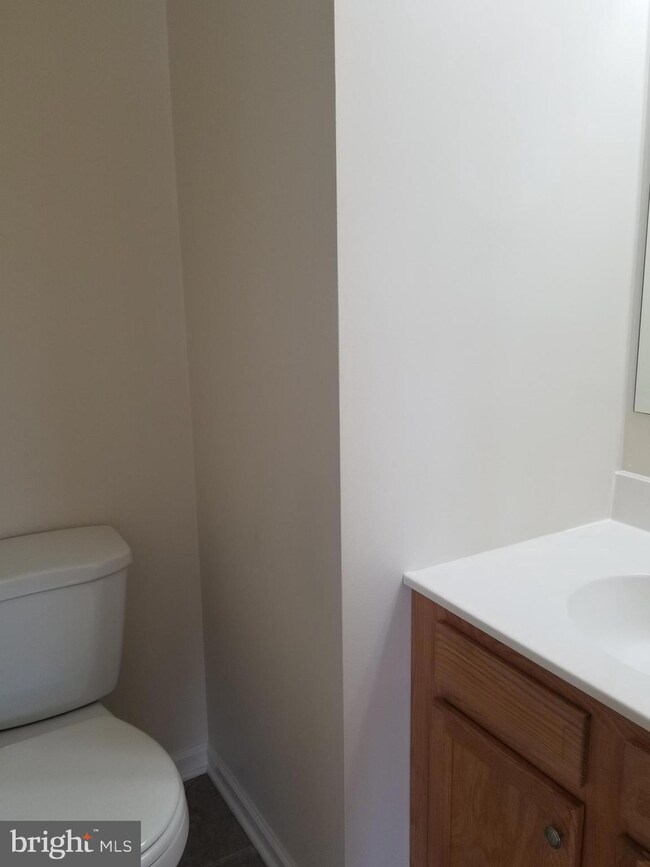 308 E 5th Ave, Ranson, WV 25438 - photo 5