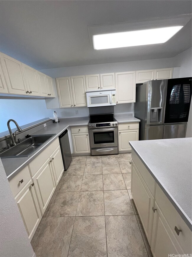 94-829 Lumiauau St unit G101, Waipahu, HI 96797 - photo 2