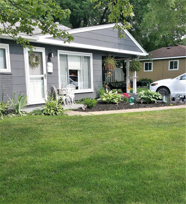 Photo 3