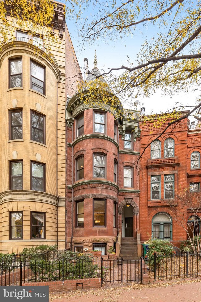 1313 Rhode Island Ave NW unit A, Washington, DC 20005 - photo 2