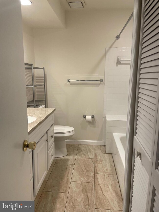 7906 Bayshore Dr unit 11, Laurel, MD 20707 - photo 7