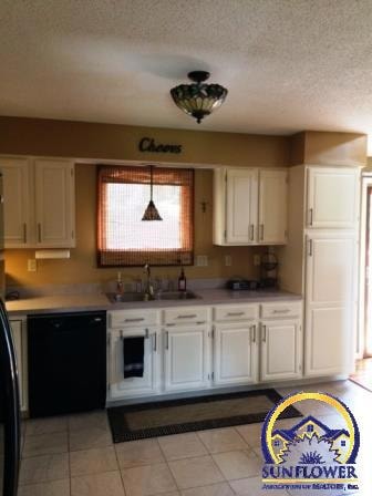 3631 SW Skyview Dr, Topeka, KS 66614 - photo 3