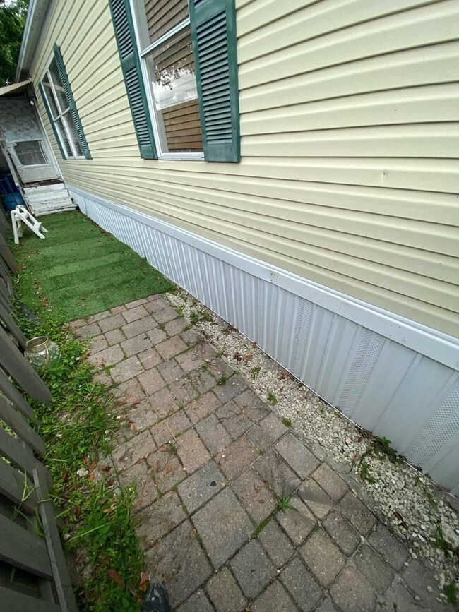 13180 SW 8th St, Davie, FL 33325 - photo 2