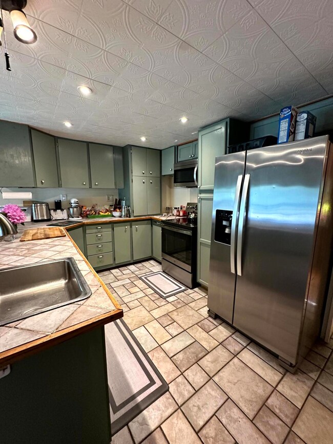 5.kitchen