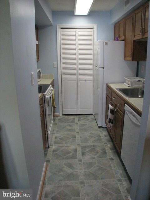 4546 28th Rd S unit F, Arlington, VA 22206 - photo 7