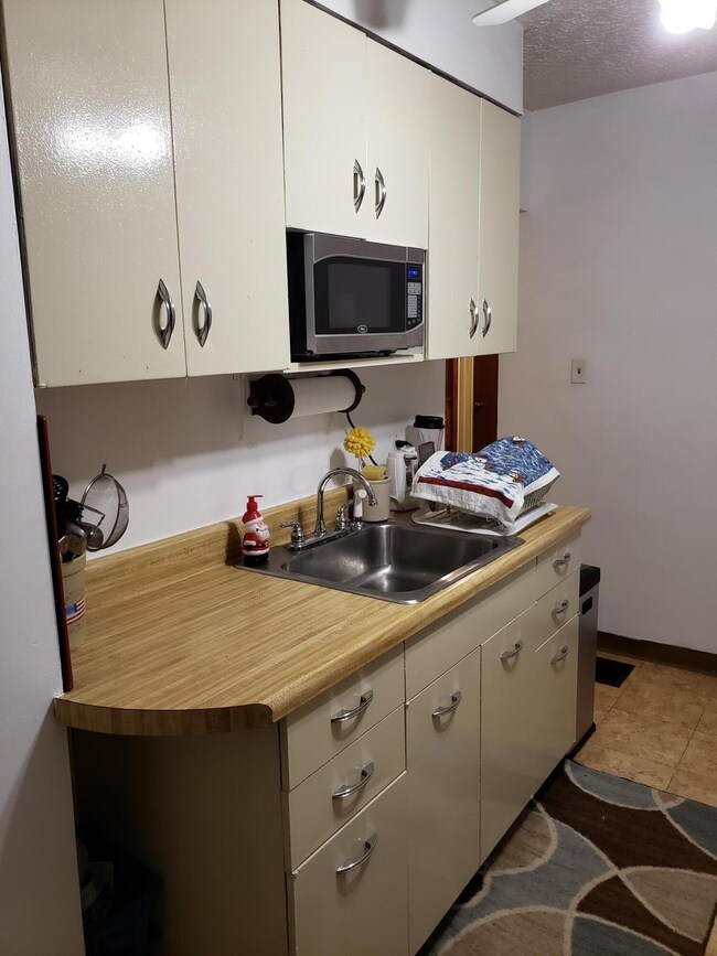 Kitchen 2