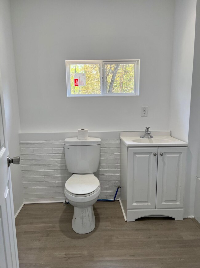 Duquette Bathroom 2