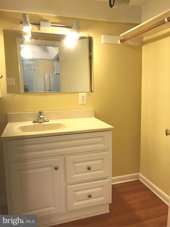 36212 Quail Ln unit GROOM APT, Middleburg, VA 20117 - photo 6