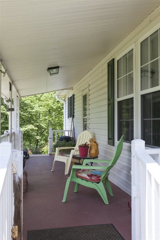 220 Roach Hill Dr, Walhalla, SC 29691 - photo 6