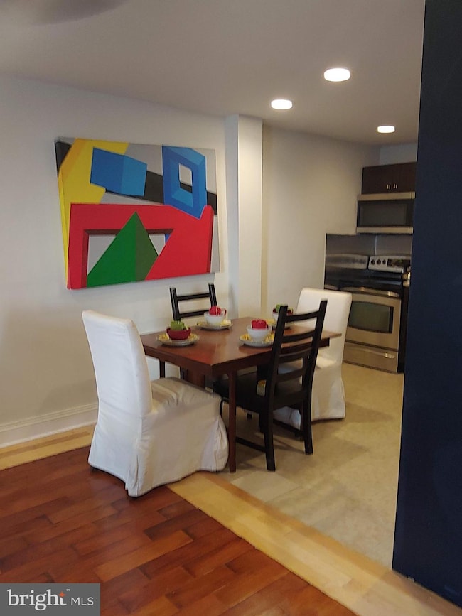 2339 Gerritt St, Philadelphia, PA 19146 - photo 4