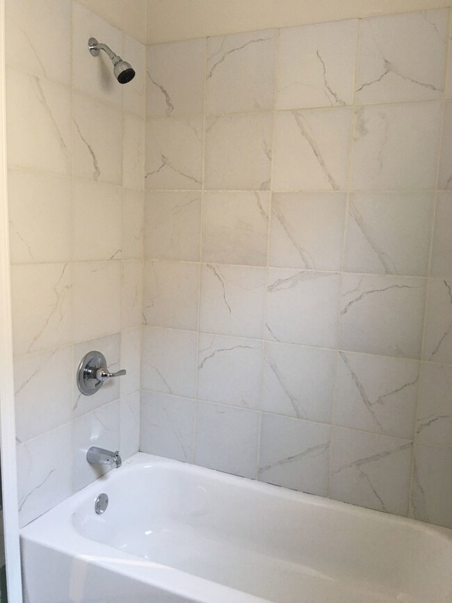 4608 S Evans Ave, Chicago, IL 60653 - photo 7