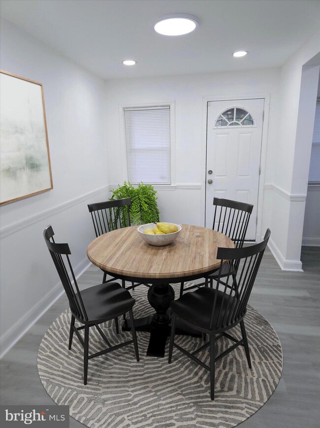 2925 Edgecombe Cir N, Baltimore, MD 21215 - photo 3