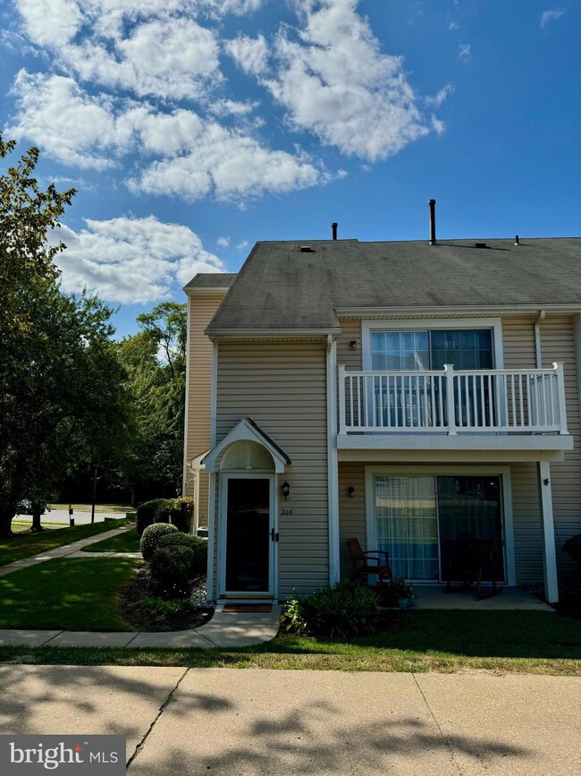 206 Boothby Ct unit 206, Sewell, NJ 08080 - photo 2