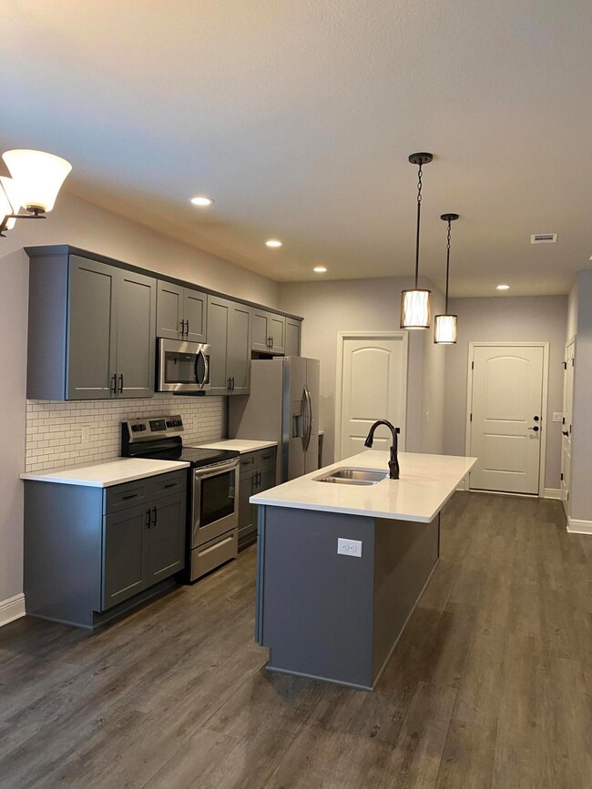 3909 Fielding Ct, Milton, FL 32571 - photo 5