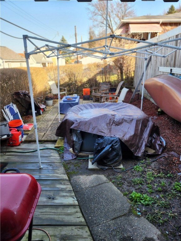 711 8th St, Glassport, PA 15045 - photo 4