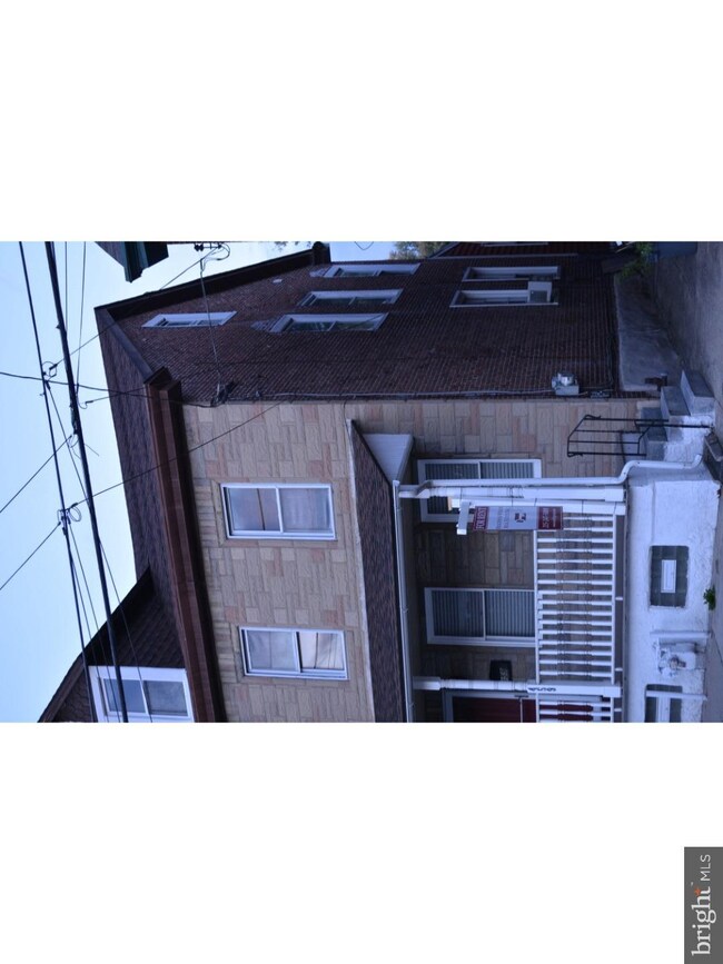 459 New Elm St, Conshohocken, PA 19428 - photo 2