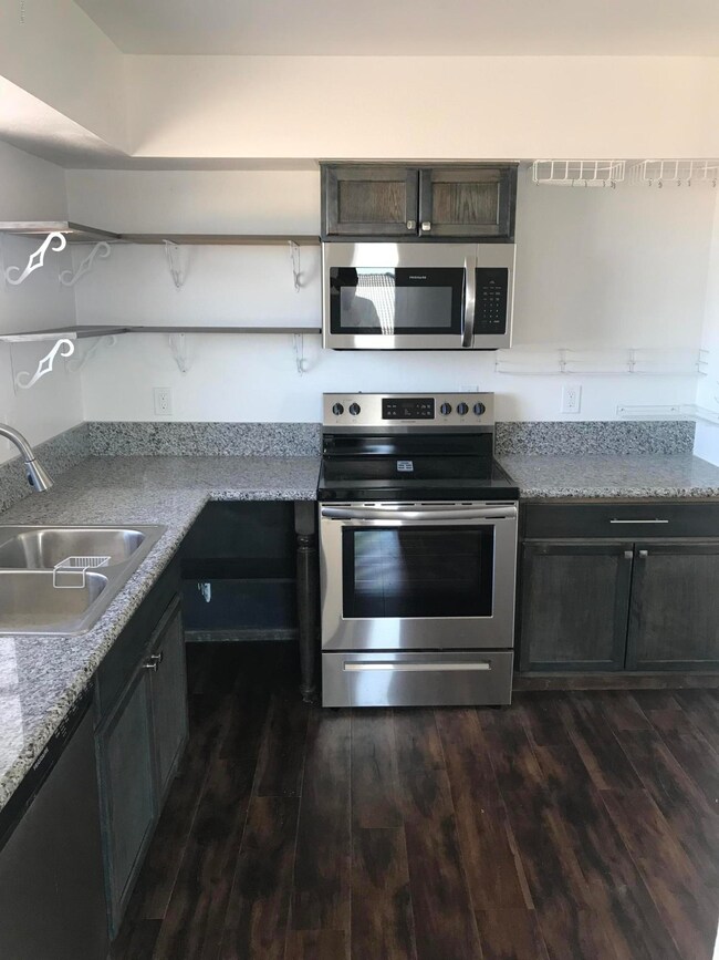 2229 S Calle Maria Juana, Casa Grande, AZ 85194 - photo 4