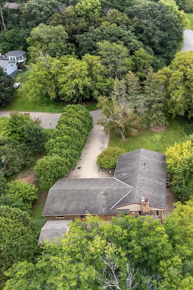 5586 Nantucket Place, Minnetonka, MN 55345 - photo 7