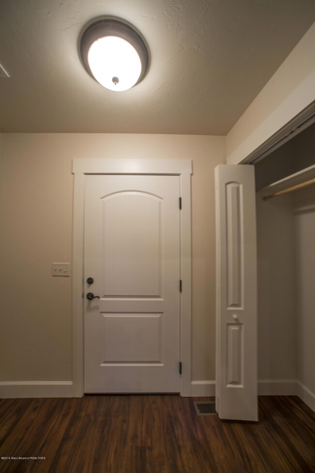 937 Booshway St, Driggs, ID 83422 - photo 6