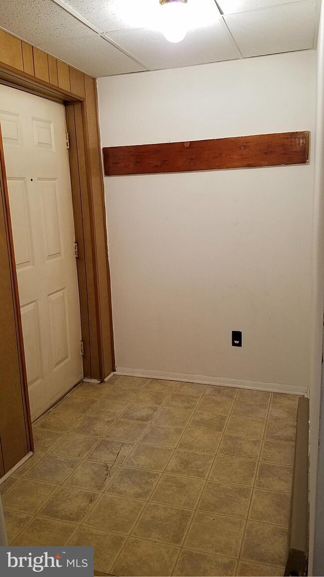 45 S Green St unit 4, Berkeley Springs, WV 25411 - photo 6
