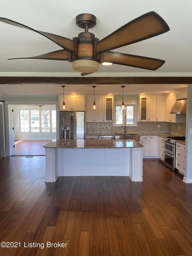 6120 Beulah Church Rd, Louisville, KY 40228 - photo 4