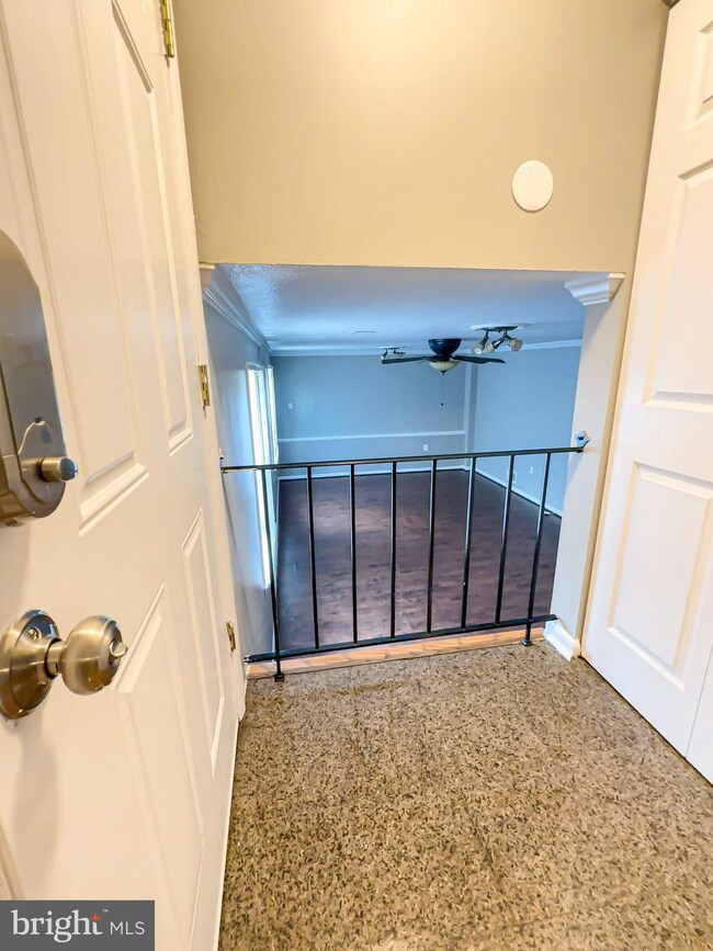 6702 Calmos St, Capitol Heights, MD 20743 - photo 3