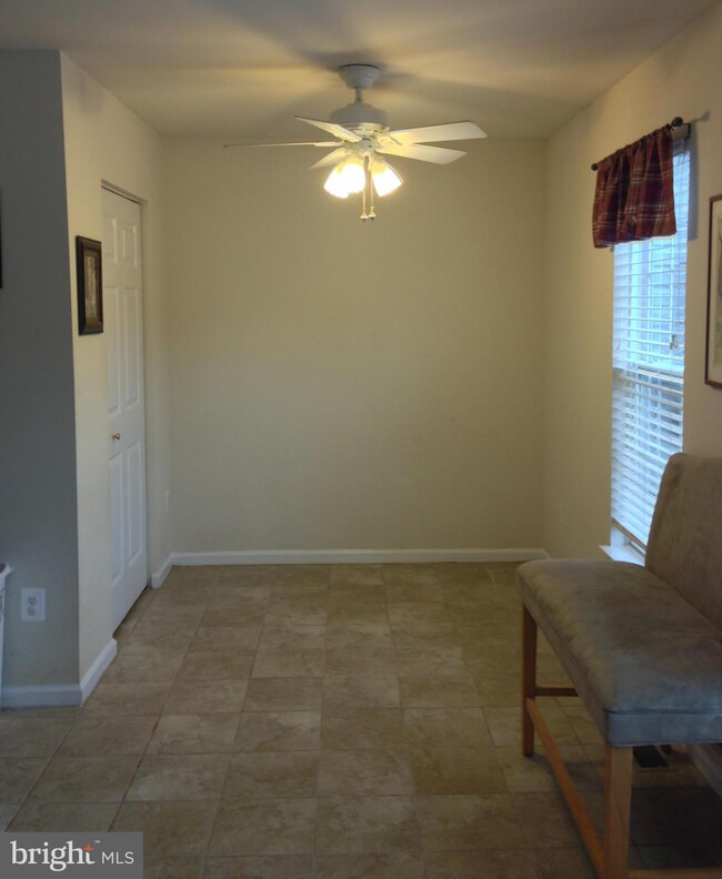 11002 New Market Ct, Fredericksburg, VA 22407 - photo 3