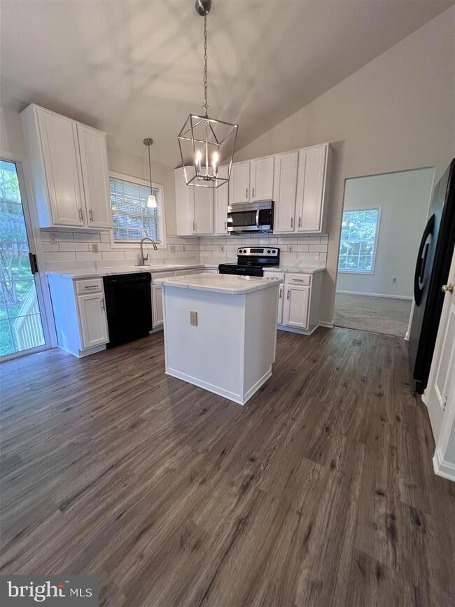 9 Emerson Ct, Stafford, VA 22554 - photo 5