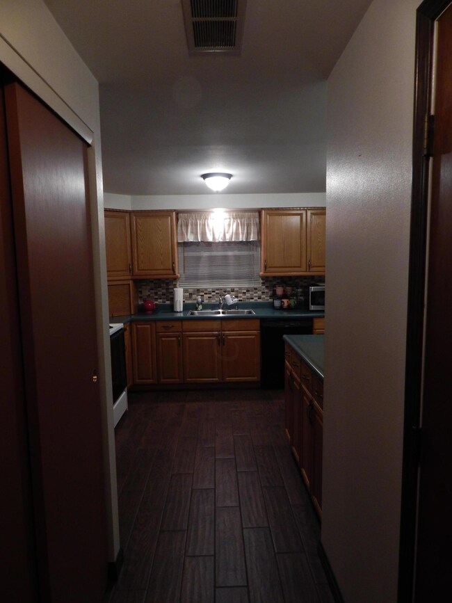 339 Walnut Creek Pike, Circleville, OH 43113 - photo 7