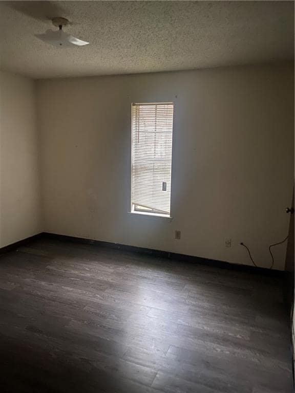 906 Jeffrey Ct, Laplace, LA 70068 - photo 7