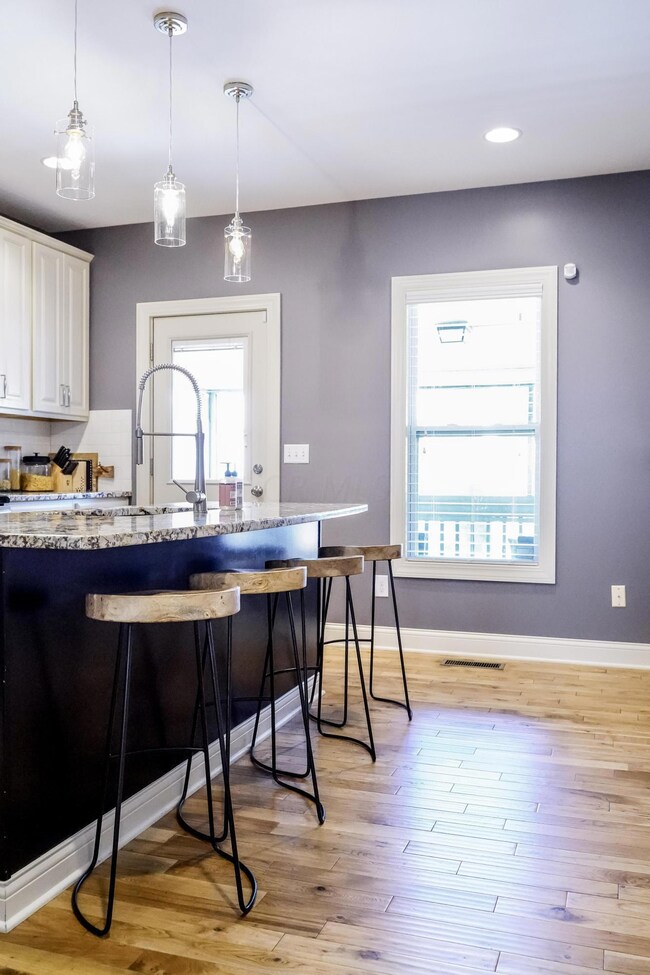 Eat In Kitchen