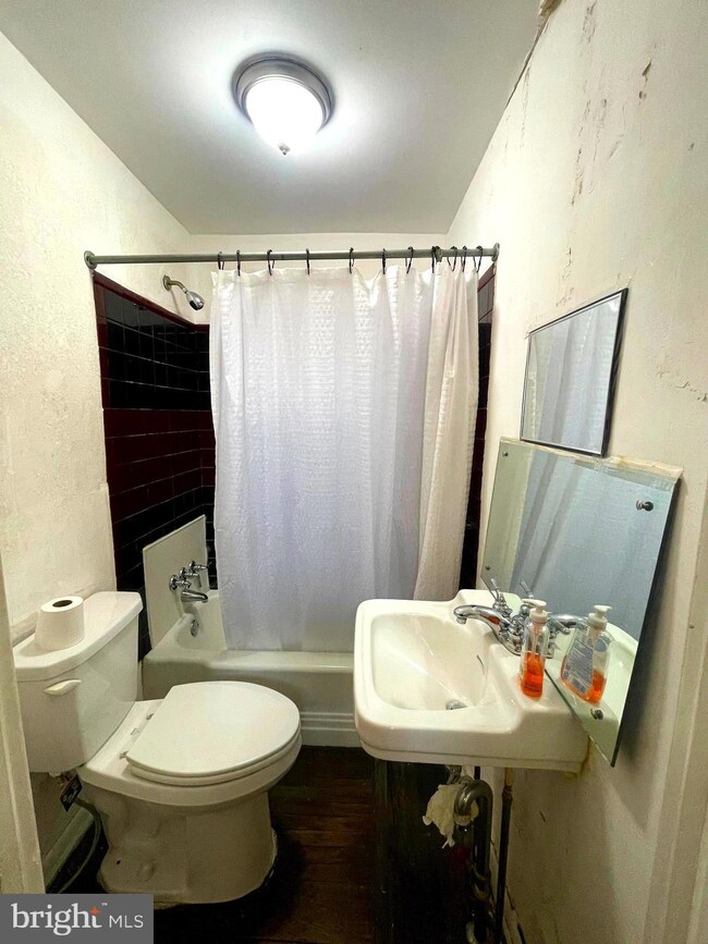 3831 N 19th St, Philadelphia, PA 19140 - photo 6