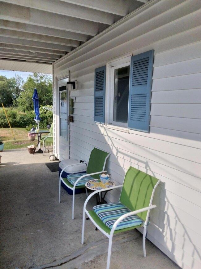 9 E Grand Ave unit 1, Scarborough, ME 04074 - photo 2