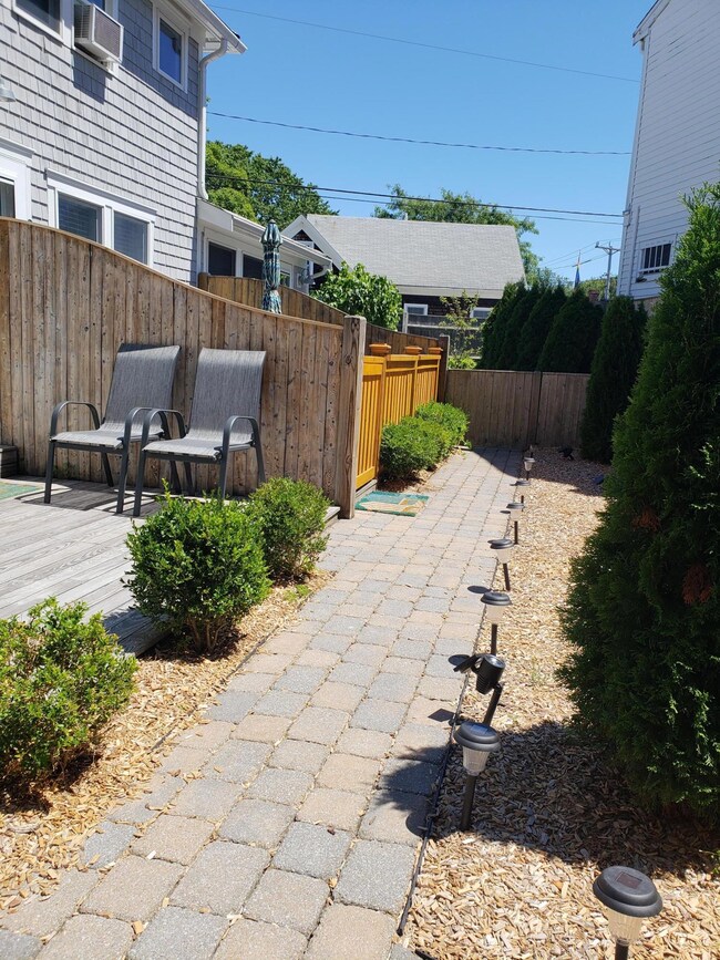 Common walkway