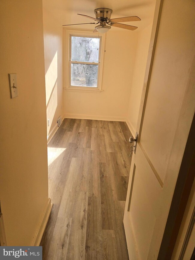 1000 Springfield Rd, Darby, PA 19023 - photo 5